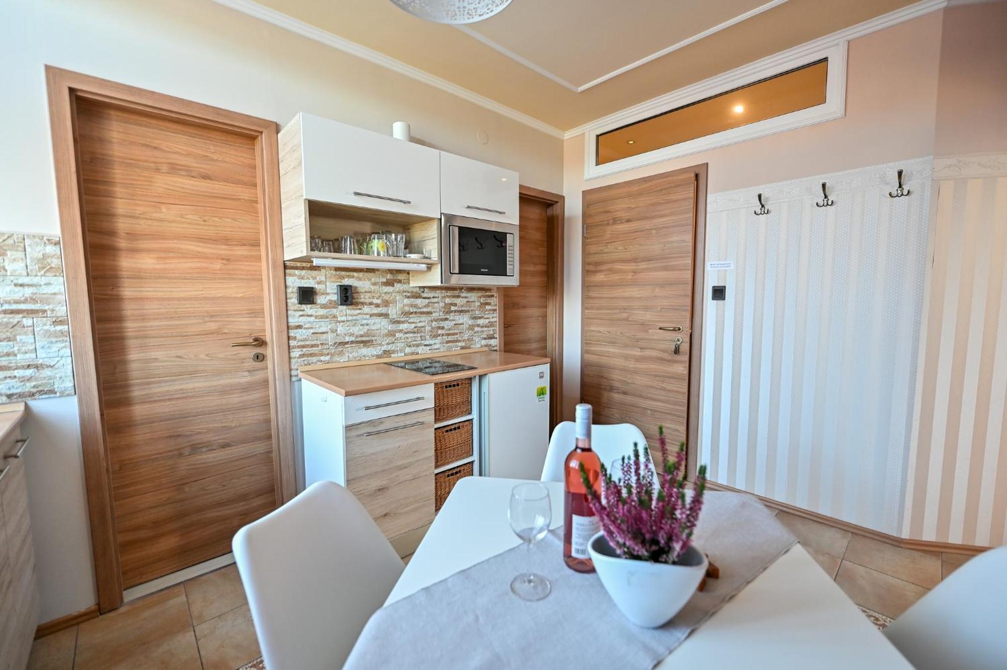 Bellavista 2 Apartman Эгер Экстерьер фото