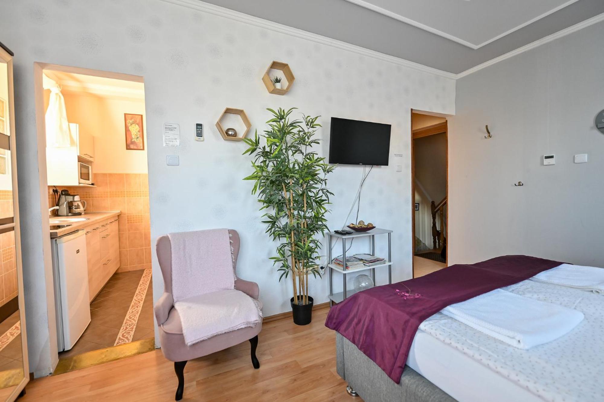 Bellavista 2 Apartman Эгер Экстерьер фото